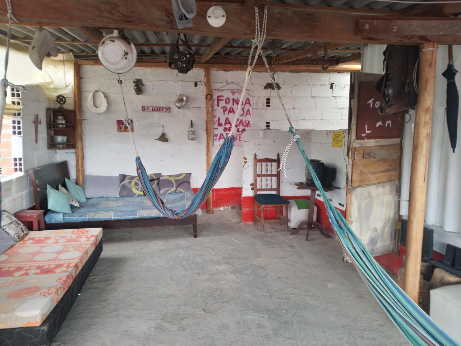 Casa De La Abuela Hostel คาร์ดิน ภายนอก รูปภาพ