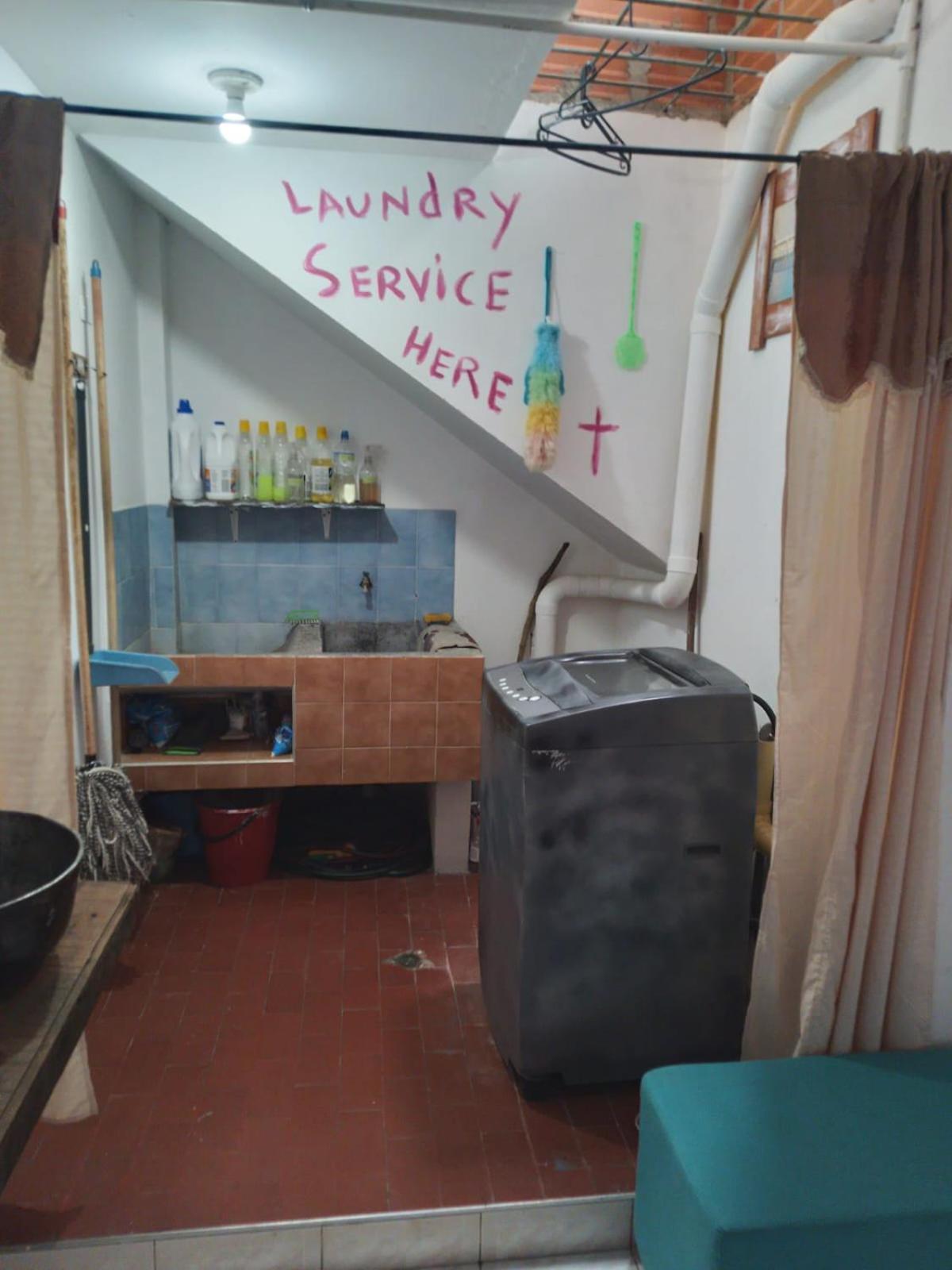 Casa De La Abuela Hostel คาร์ดิน ภายนอก รูปภาพ
